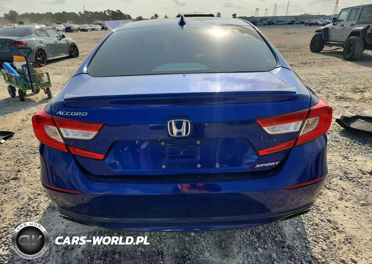 2018 Honda Accord Sport VIN:1HGCV1F30JA132212 - 6