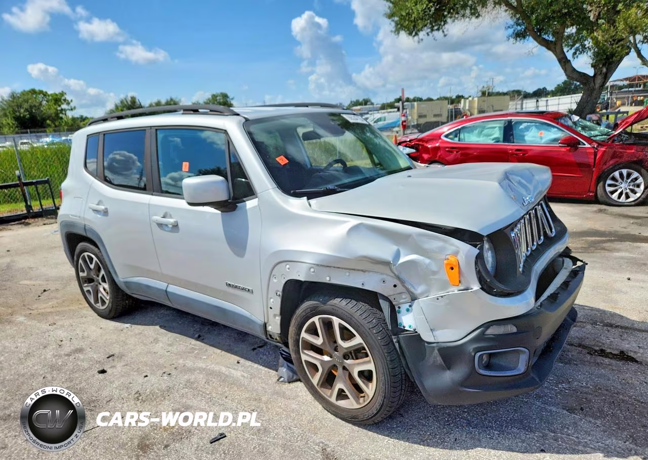 2015 Jeep Renegade Latitude VIN:ZACCJABT4FPB88659 - 4