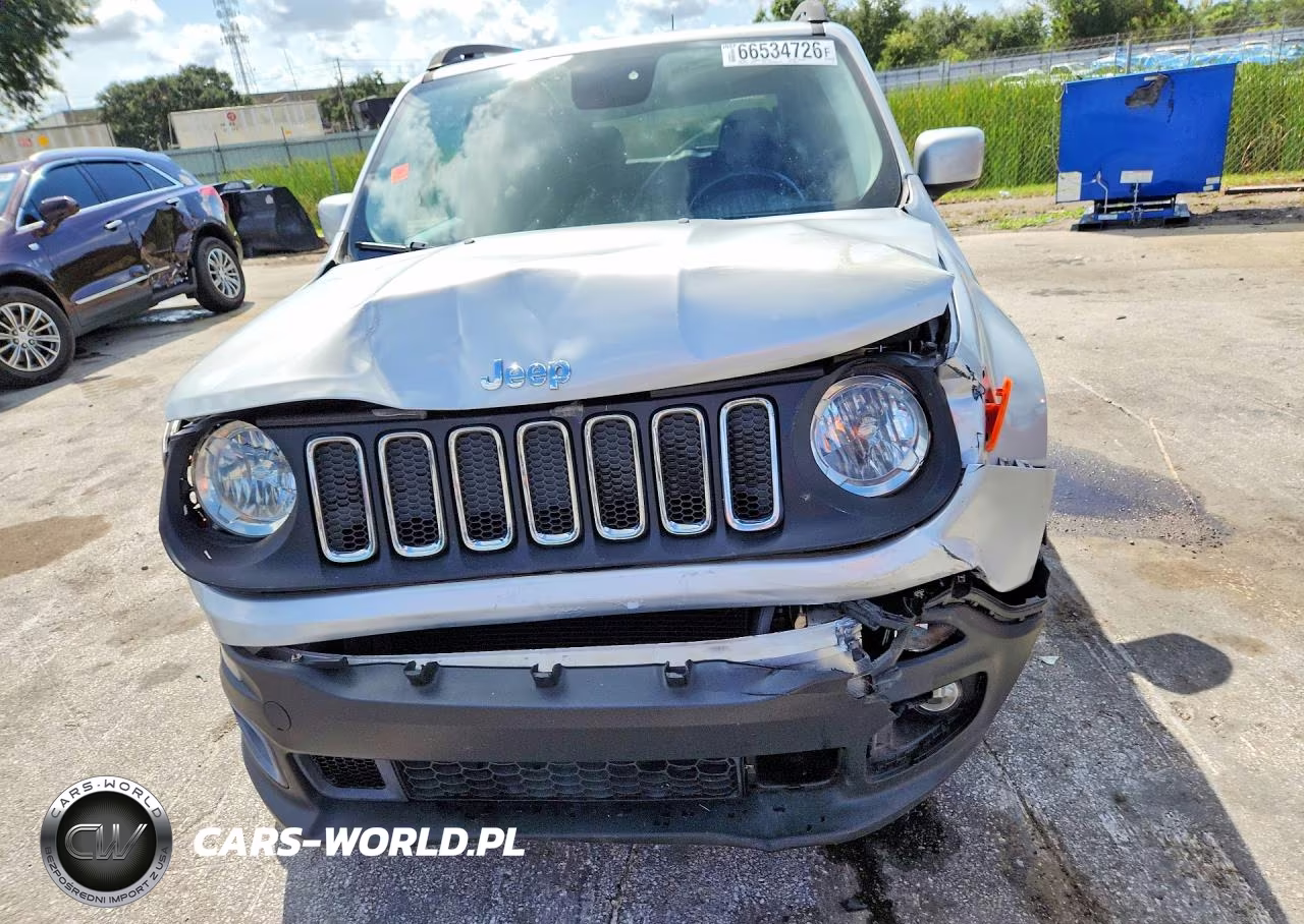 2015 Jeep Renegade Latitude VIN:ZACCJABT4FPB88659 - 5