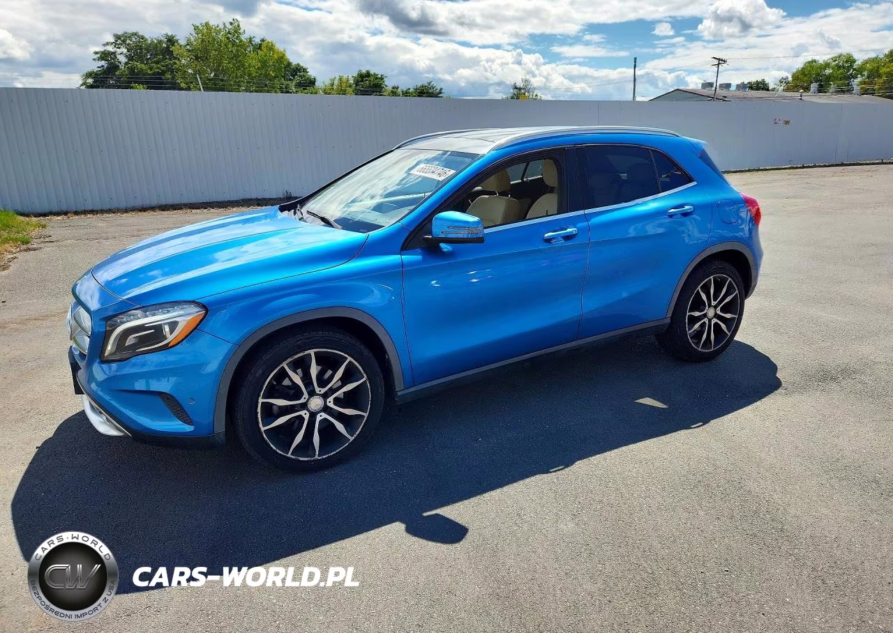 2015 Mercedes-Benz Gla 250 4Matic – zdjęcie 1 z 13