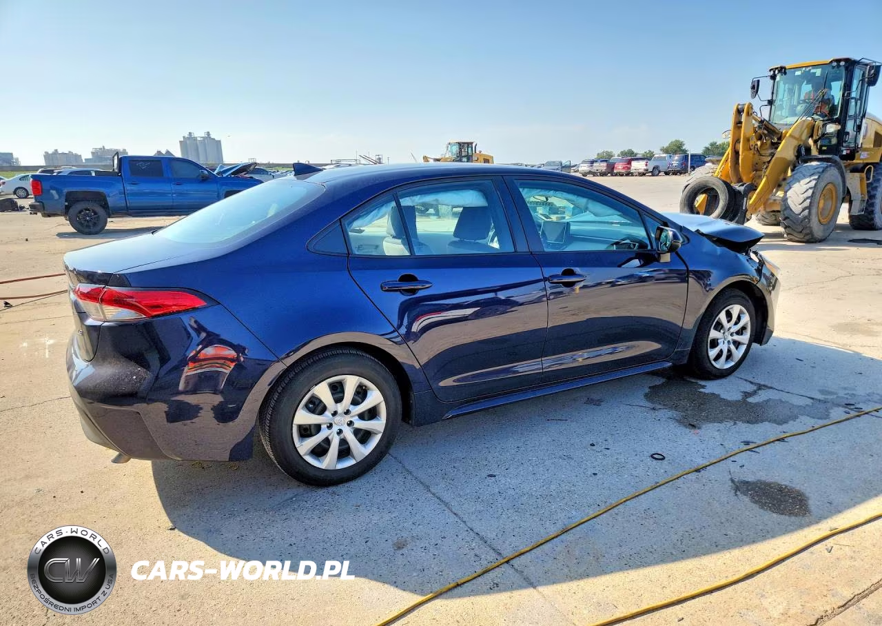 2025 Toyota Corolla Le VIN:5YFB4MDE6SP331975 - 3