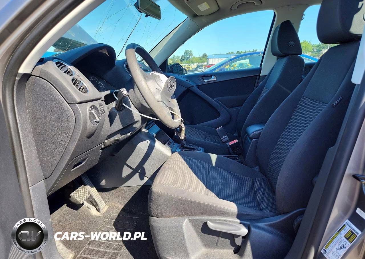 2011 Volkswagen Tiguan S VIN:WVGBV7AX4BW506523 - 7