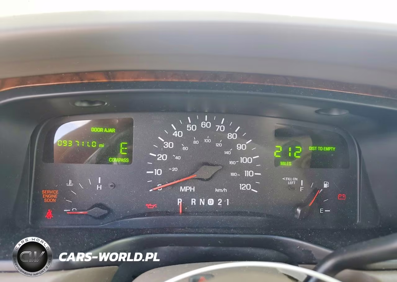 1999 Lincoln Town Car Cartier VIN:1LNHM83W7XY606831 - 9