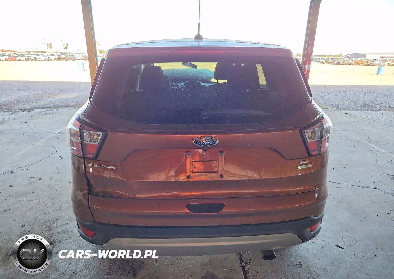 2017 Ford Escape Se VIN:1FMCU0GD1HUD52028 - 6