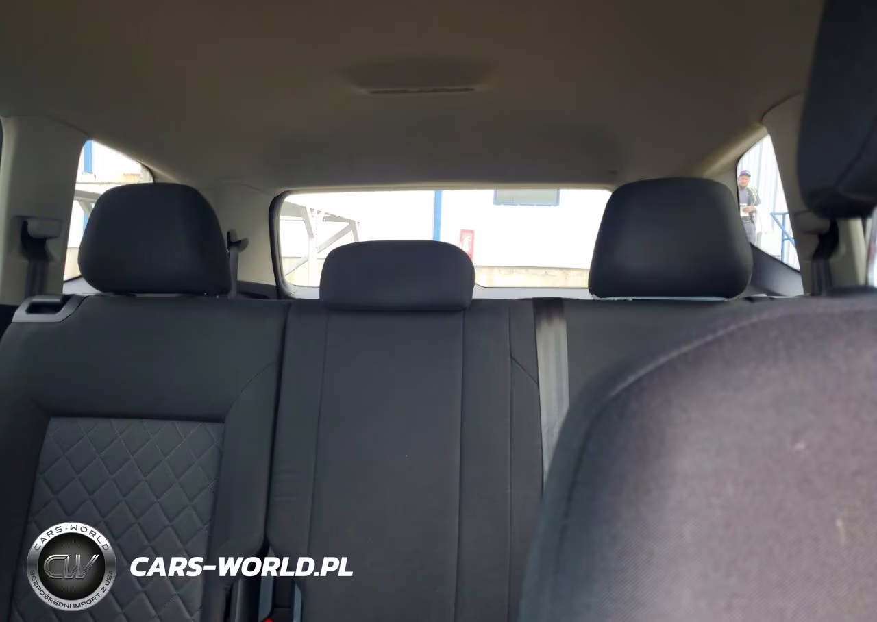2018 Volkswagen Atlas S VIN:1V2GR2CA1JC552707 - 10