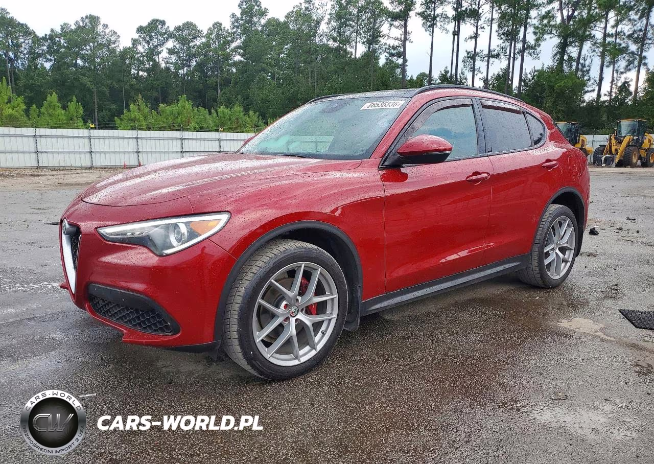 2018 Alfa Romeo Stelvio Ti Sport VIN:ZASFAKNN5J7C06194 - 1