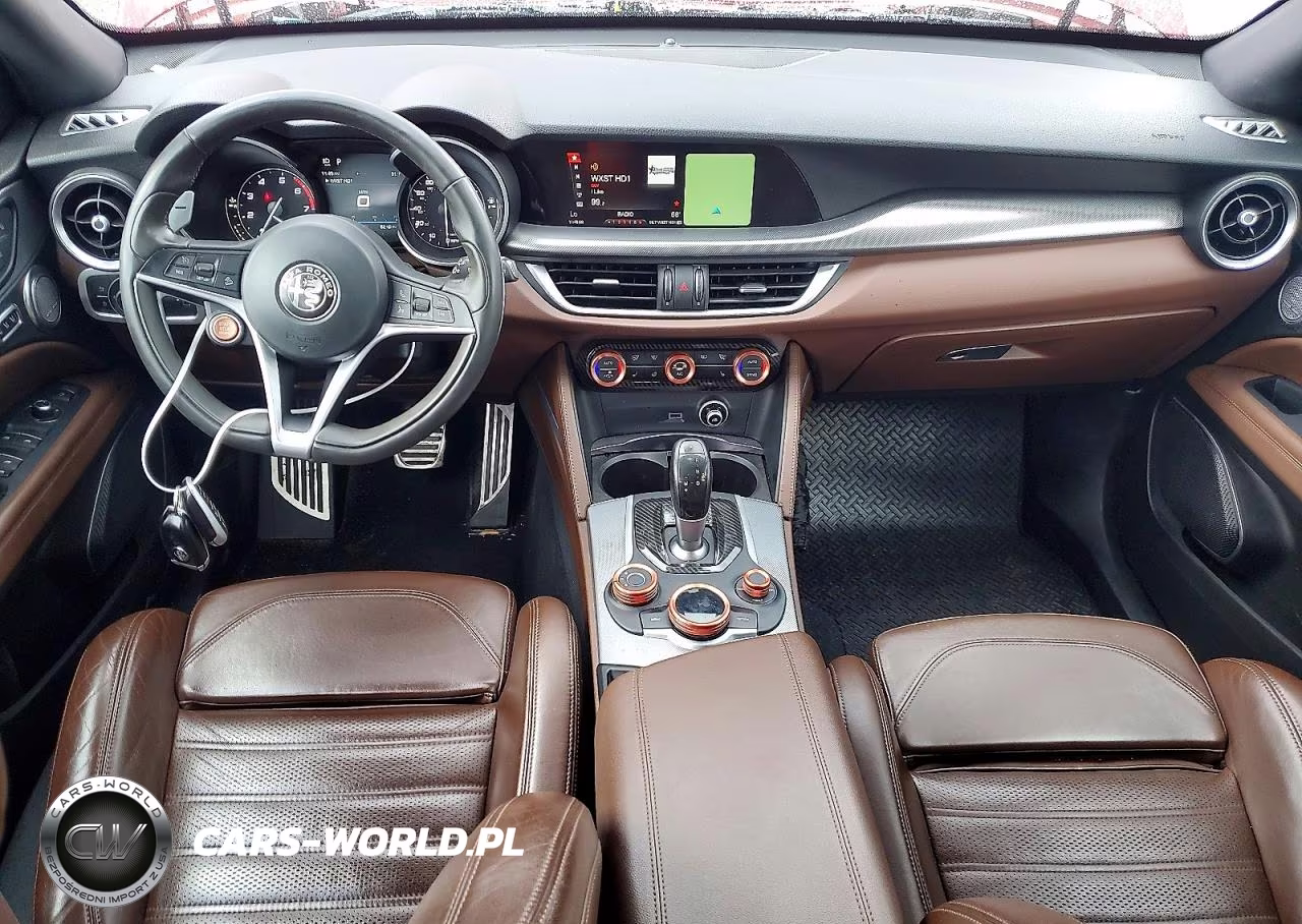 2018 Alfa Romeo Stelvio Ti Sport VIN:ZASFAKNN5J7C06194 - 8
