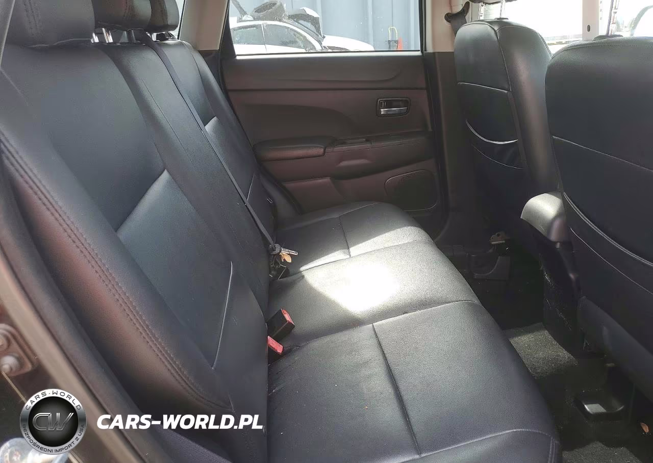 2011 Mitsubishi Outlander Sport Es VIN:JA4AP3AU9BZ001420 - 11