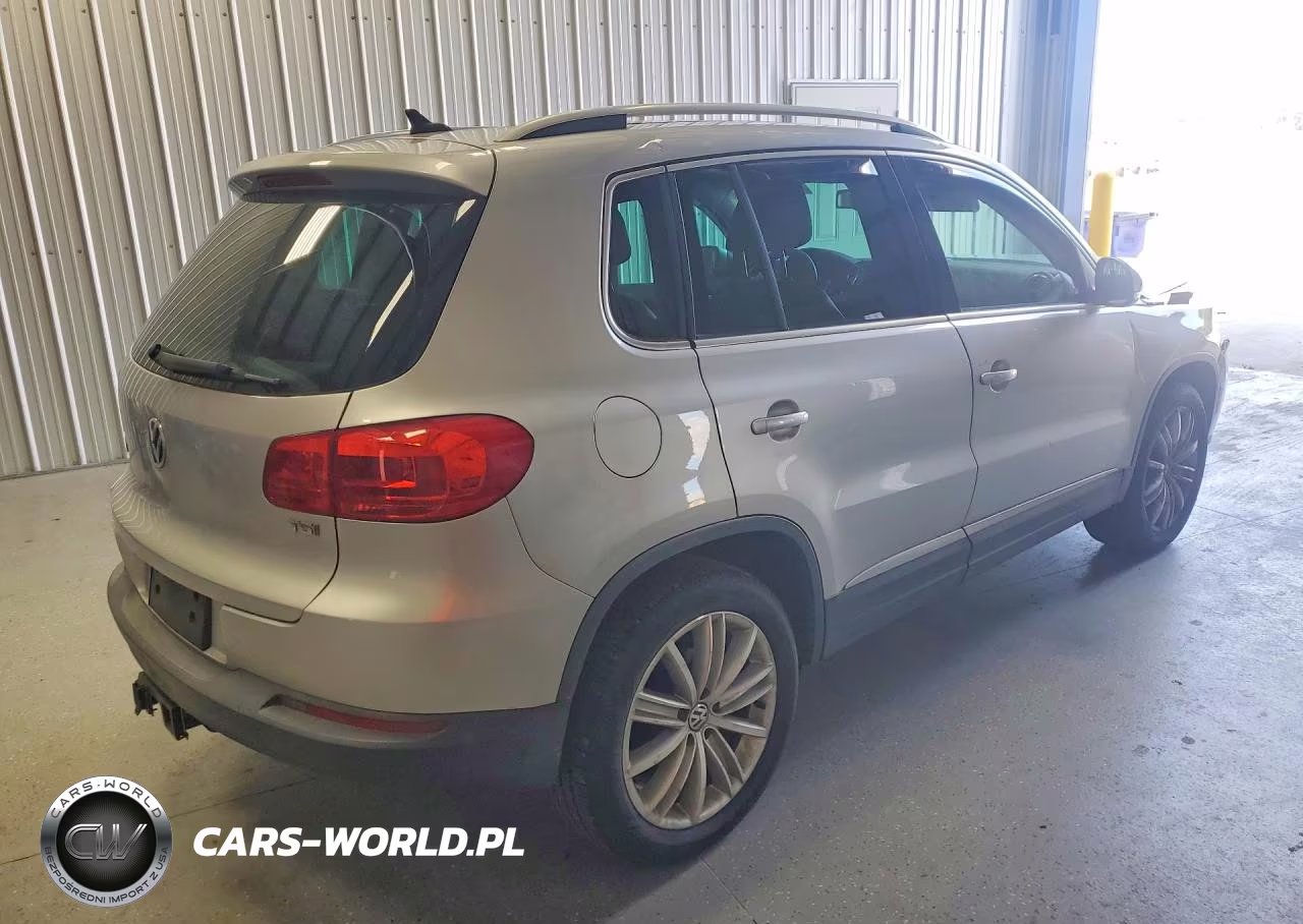2016 Volkswagen Tiguan S VIN:WVGAV7AX4GW501907 - 3