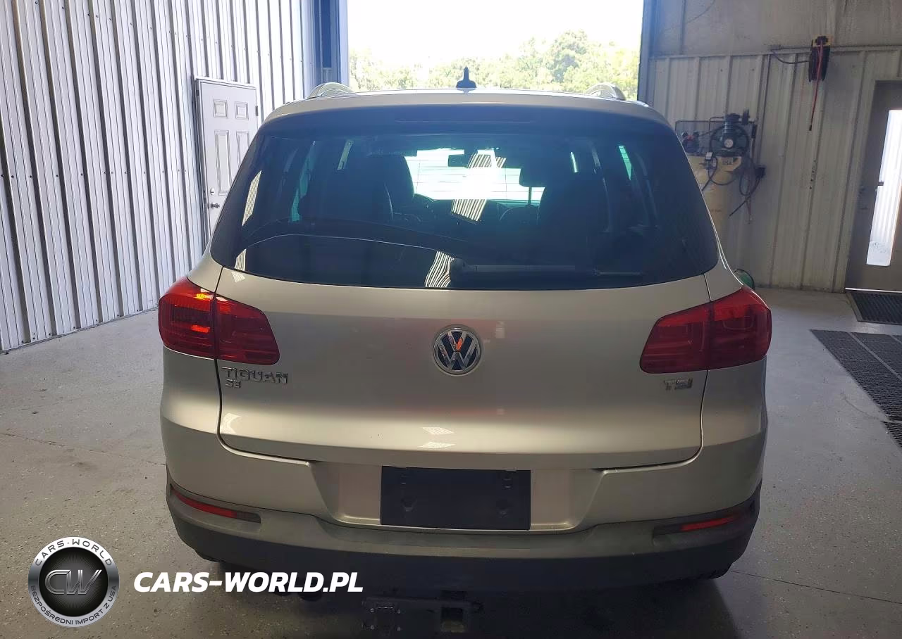 2016 Volkswagen Tiguan S VIN:WVGAV7AX4GW501907 - 6