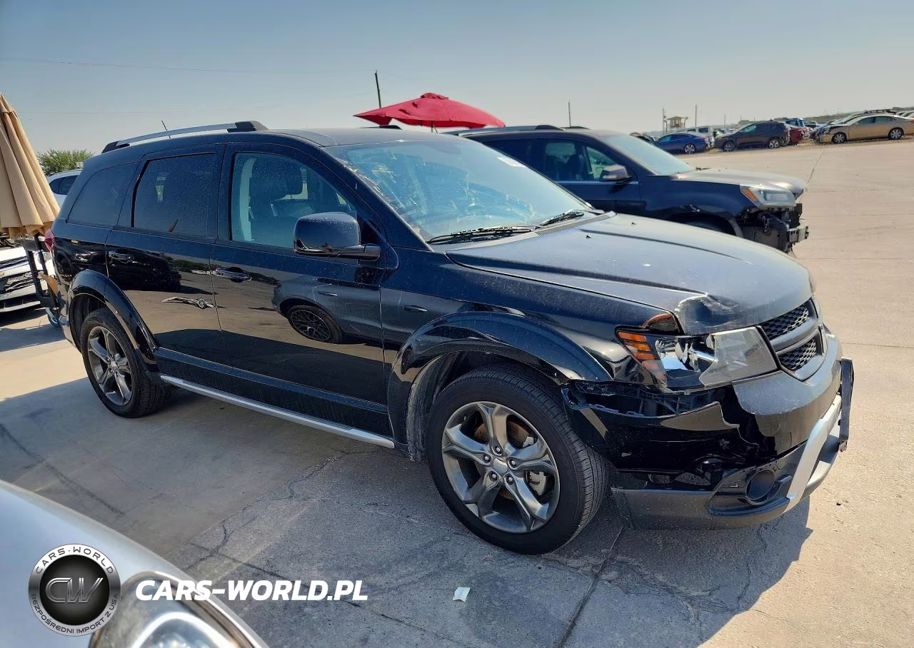 2015 Dodge Journey Crossroad VIN:3C4PDCGB1FT745640 - 4