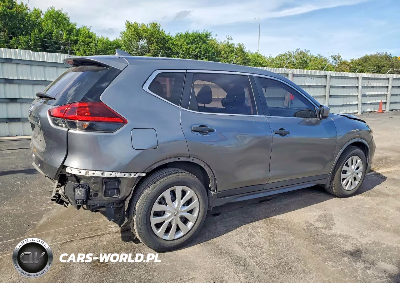 2018 Nissan Rogue S VIN:KNMAT2MT8JP528406 - 3
