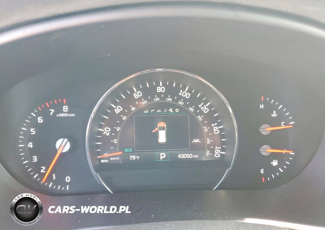 2018 Kia Sorento Sx Limited V6 VIN:5XYPKDA51JG387826 - 9