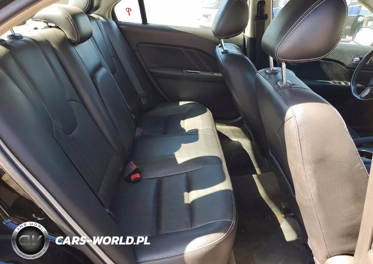 2012 Ford Fusion Sport VIN:3FAHP0KC9CR173726 - 10