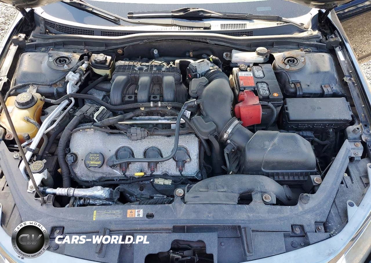 2012 Ford Fusion Sport VIN:3FAHP0KC9CR173726 - 11