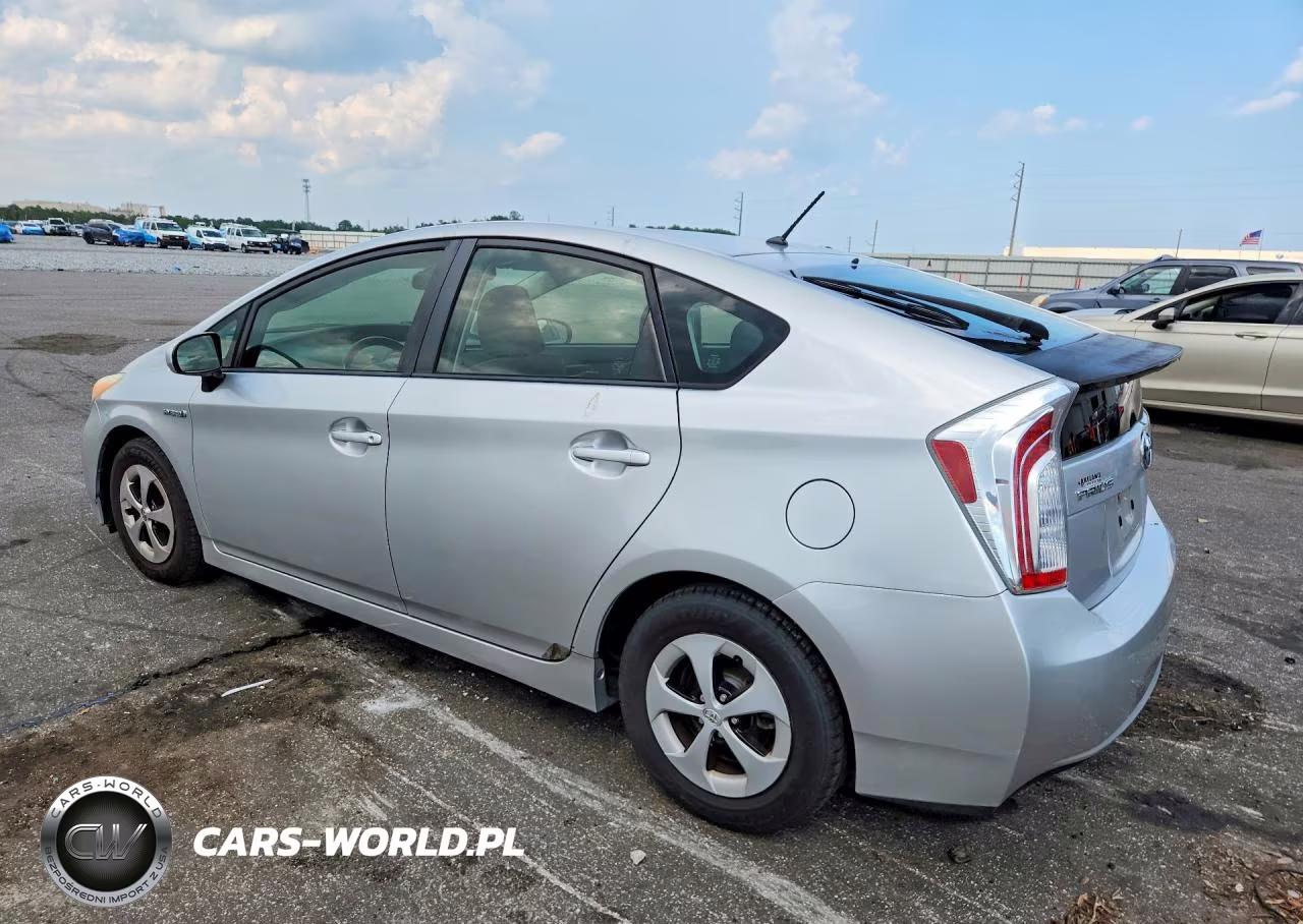 2013 Toyota Prius Two VIN:JTDKN3DUXD5566104 - 2