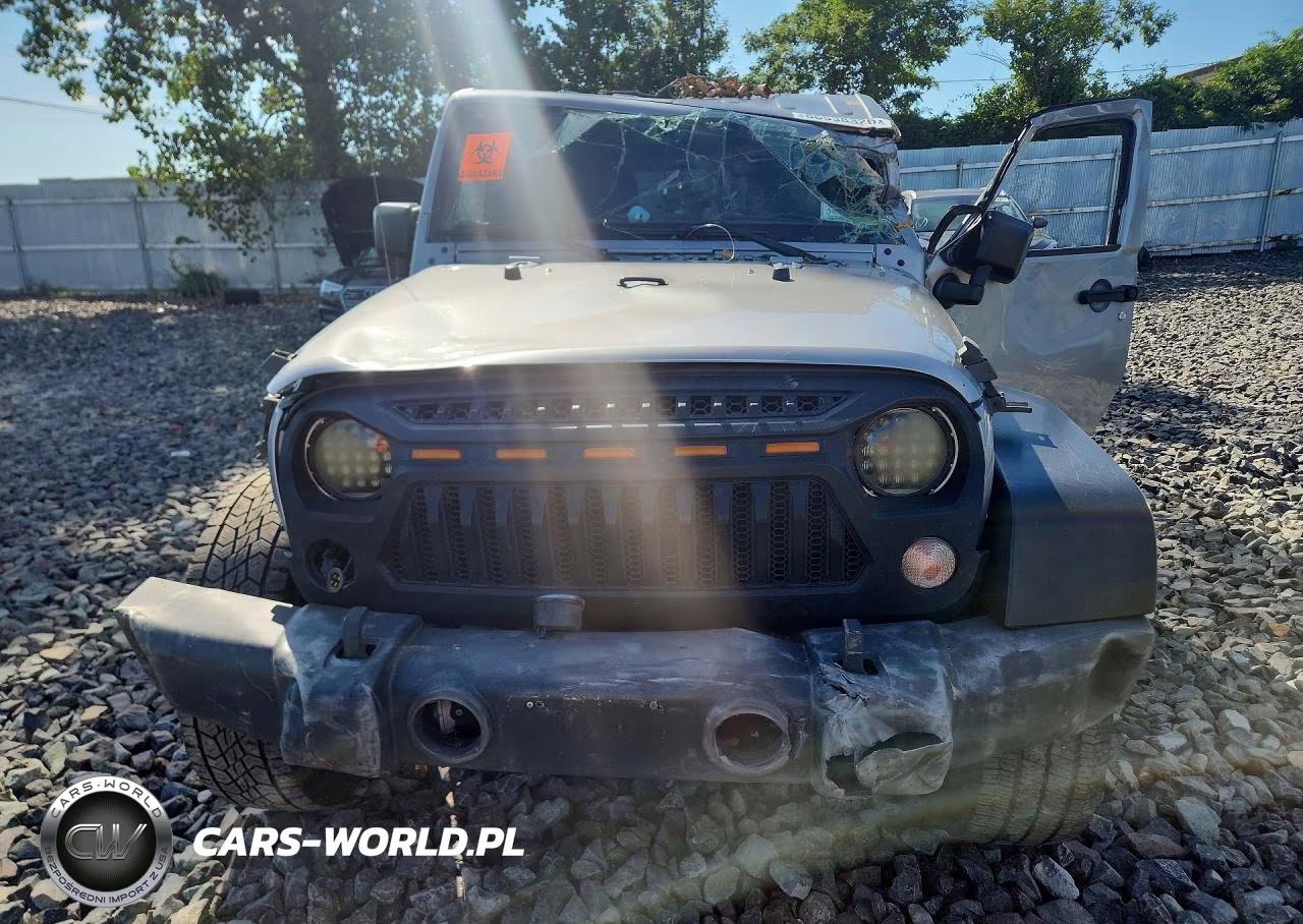 2018 Jeep Wrangler Unlimited Sport VIN:1C4HJWDG9JL919246 - 5
