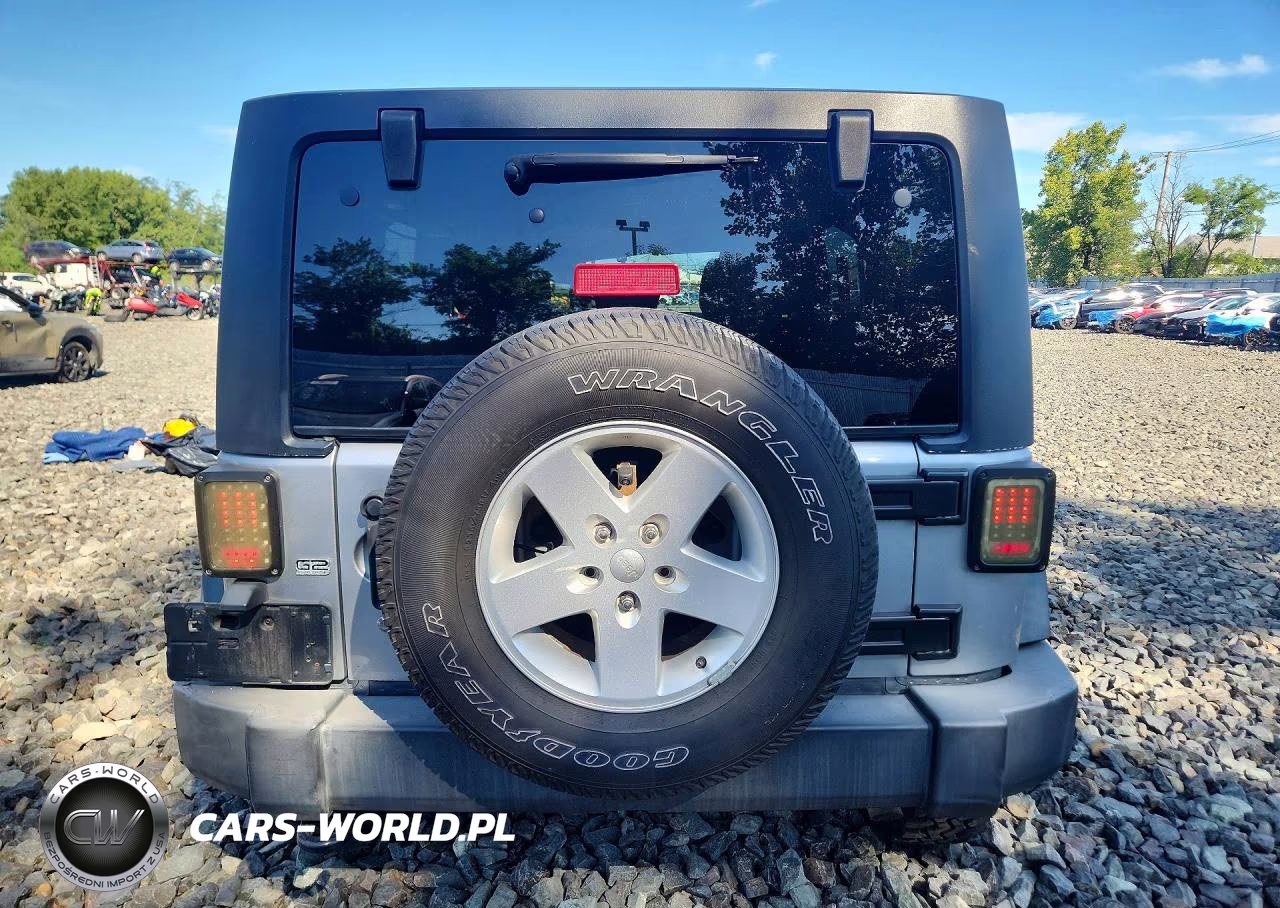 2018 Jeep Wrangler Unlimited Sport VIN:1C4HJWDG9JL919246 - 6