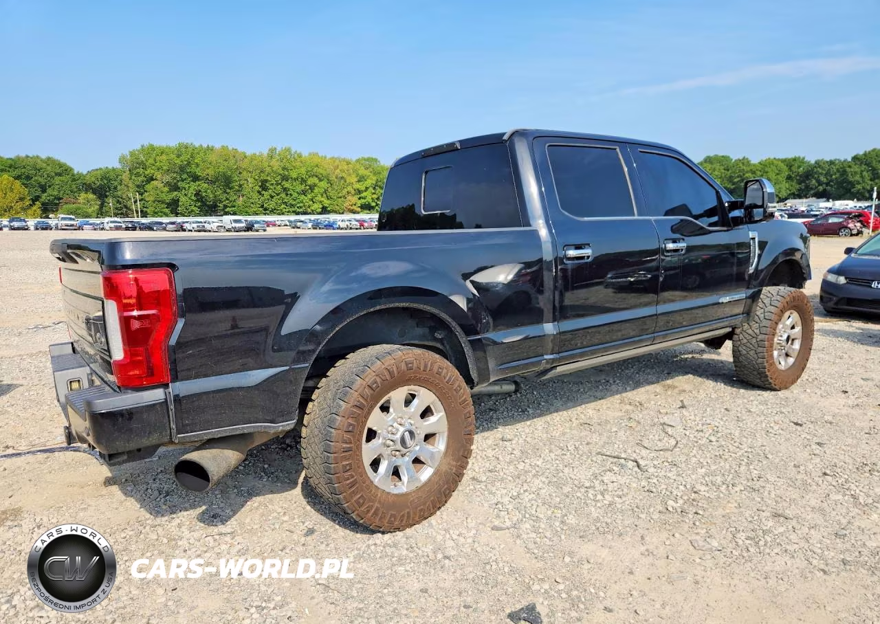 2017 Ford F250 Super Duty VIN:1FT7W2BTXHEB47327 - 3