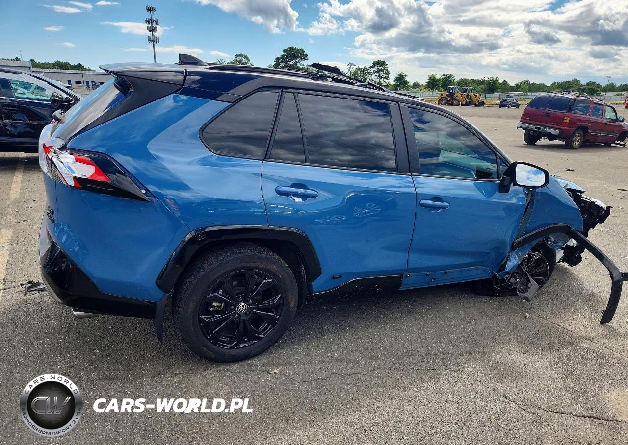 2024 Toyota Rav4 Xse VIN:4T3E6RFV1RU171019 - 3