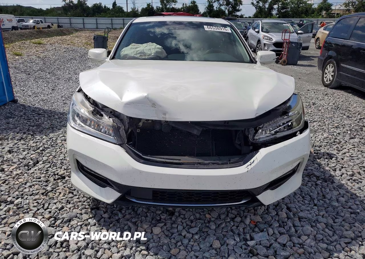 2017 Honda Accord Touring Hybrid VIN:JHMCR6F7XHC005287 - 5