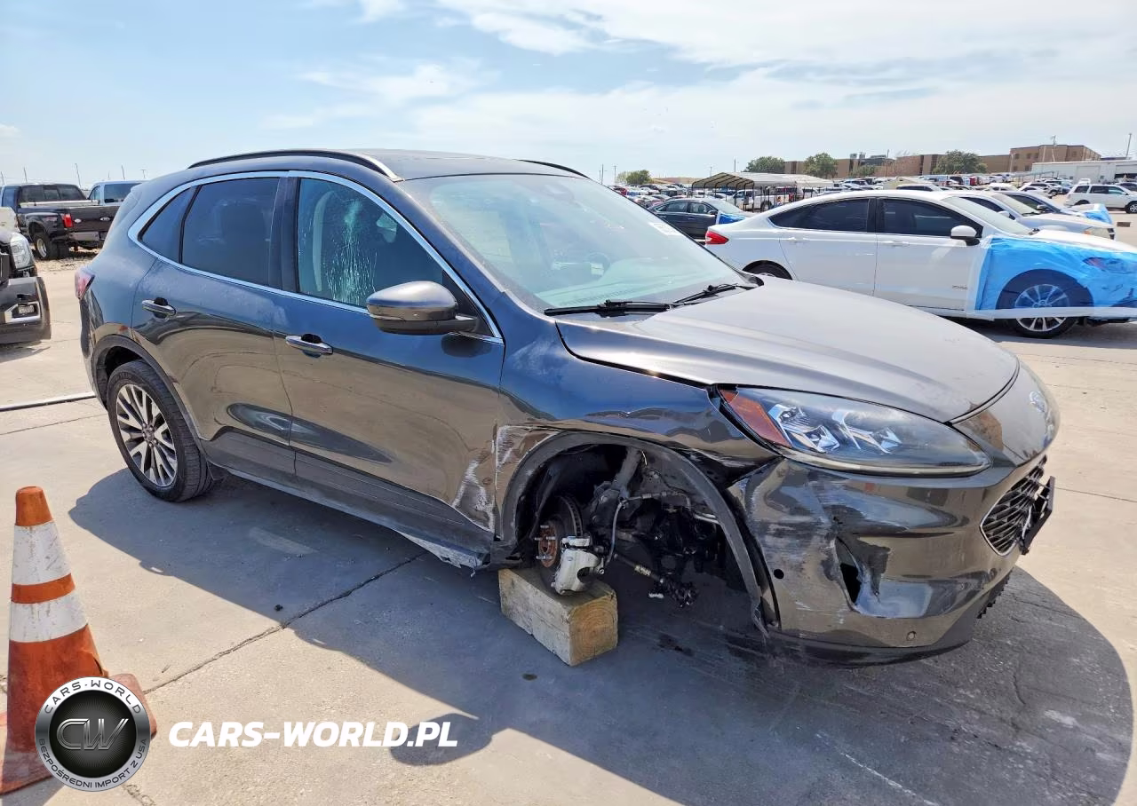 2020 Ford Escape Titanium VIN:1FMCU9DZ5LUA15259 - 4