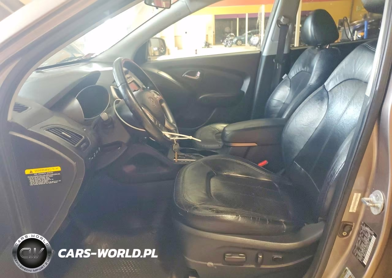 2010 Hyundai Tucson Limited VIN:KM8JUCAC1AU047207 - 7