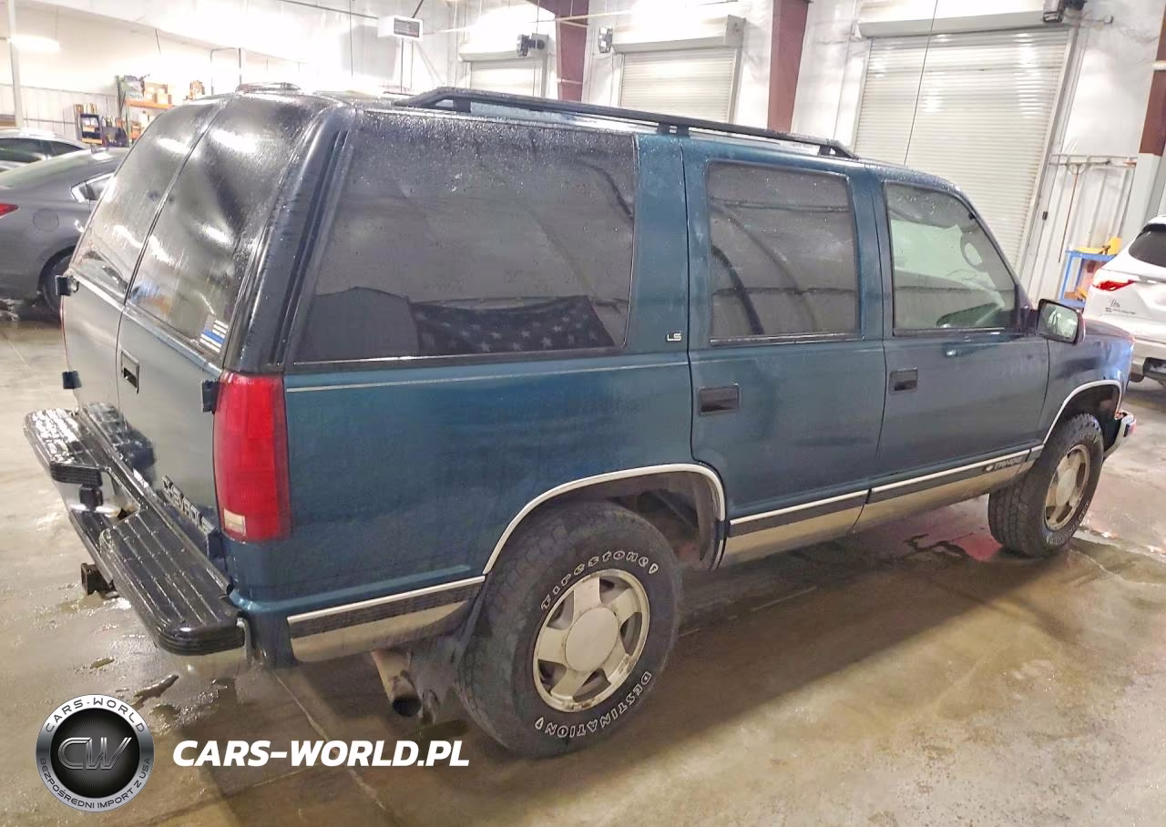 1999 Chevrolet Tahoe K1500 VIN:1GNEK13R2XJ512662 - 3