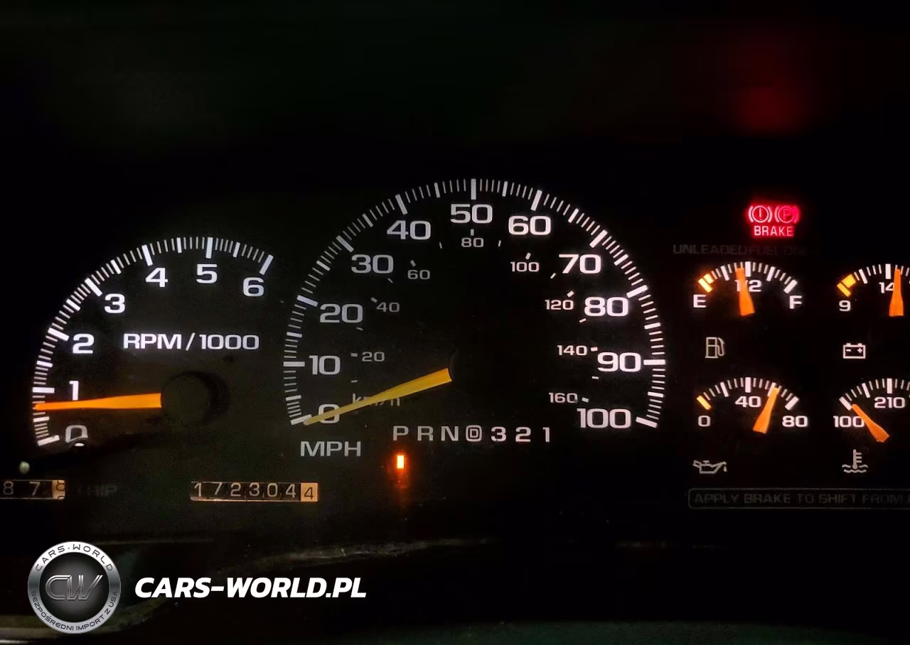 1999 Chevrolet Tahoe K1500 VIN:1GNEK13R2XJ512662 - 9