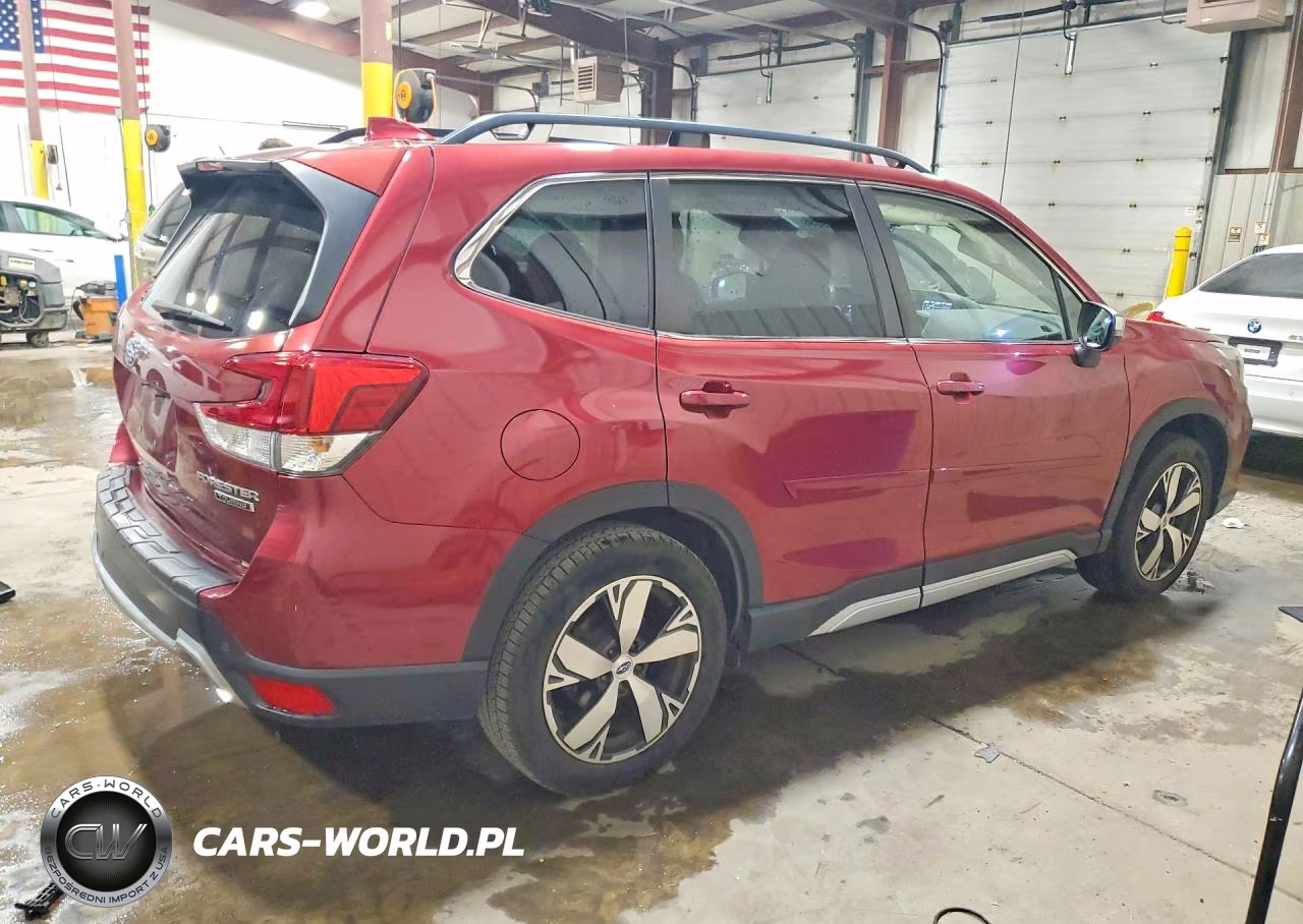 2021 Subaru Forester Touring VIN:JF2SKAXC7MH524487 - 3