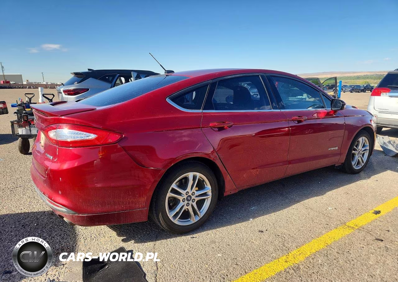2016 Ford Fusion Se Hybrid VIN:3FA6P0LU0GR289921 - 3