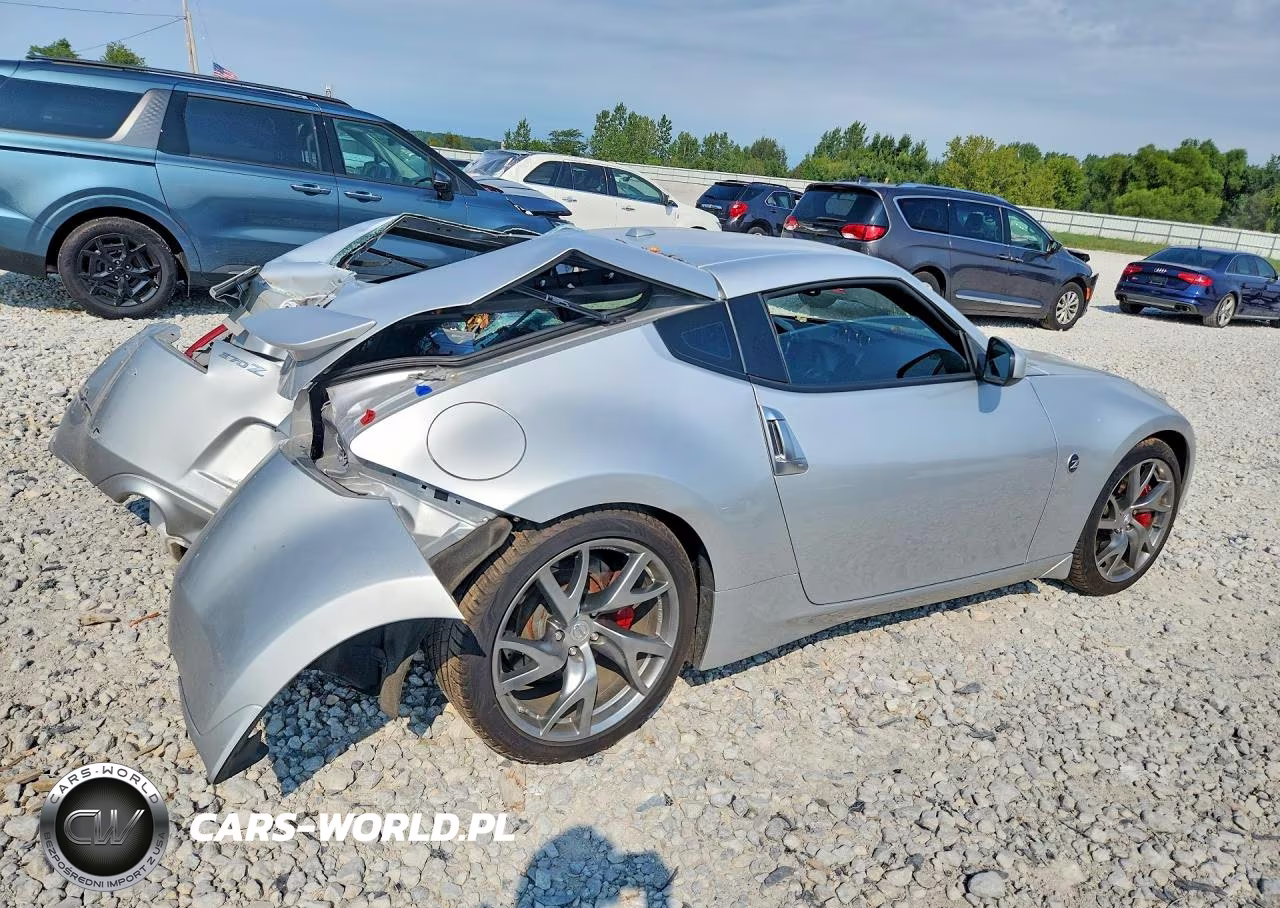 2016 Nissan 370Z Sport Tech VIN:JN1AZ4EH3GM930996 - 3