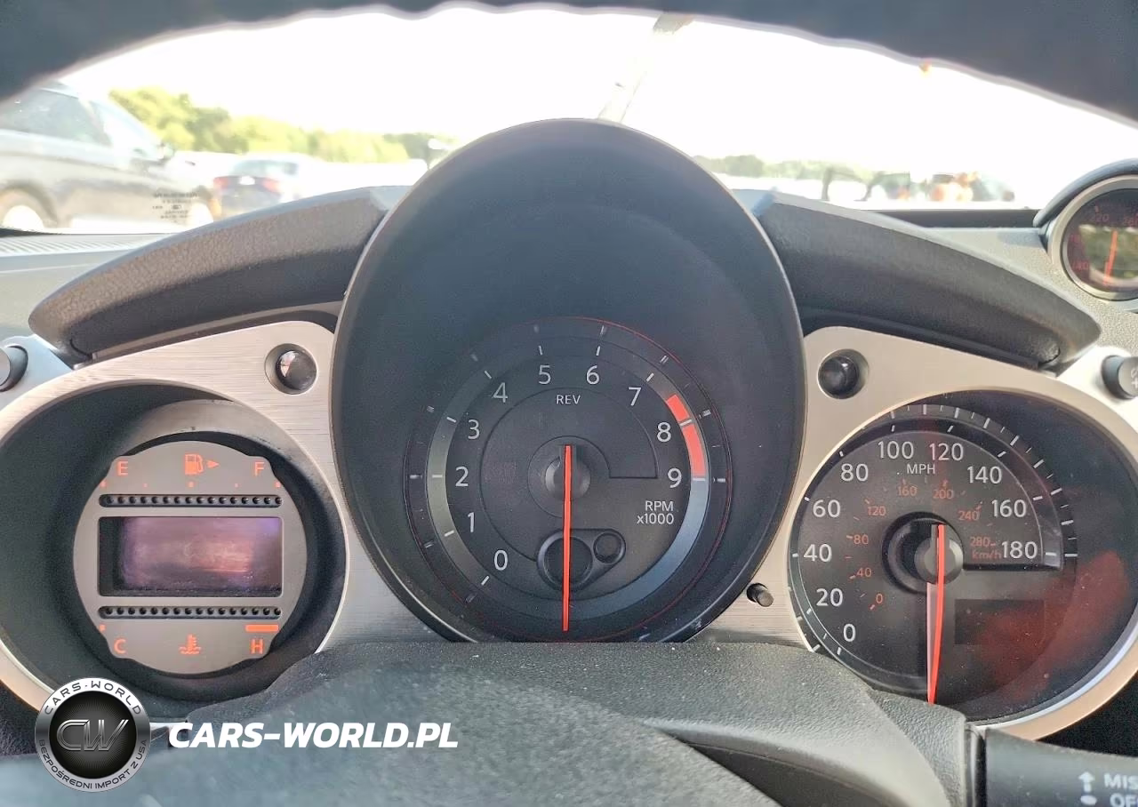 2016 Nissan 370Z Sport Tech VIN:JN1AZ4EH3GM930996 - 9
