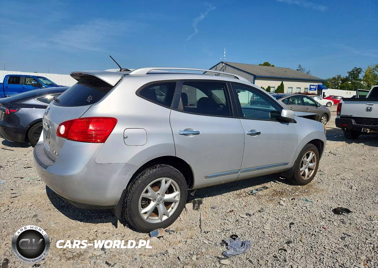 2011 Nissan Rogue S VIN:JN8AS5MV1BW286043 - 3