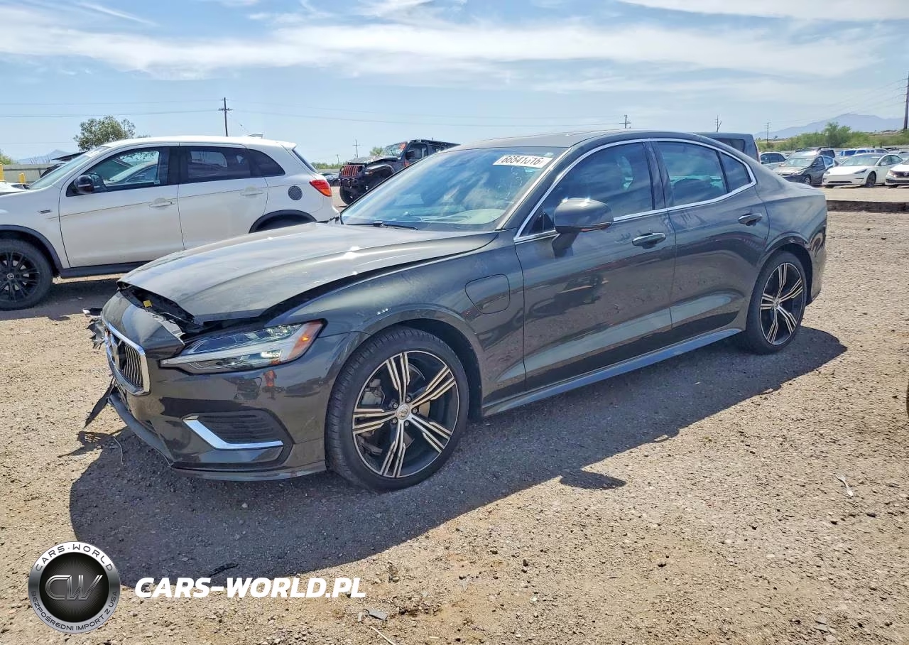 2022 Volvo S60 T8 Recharge Inscription