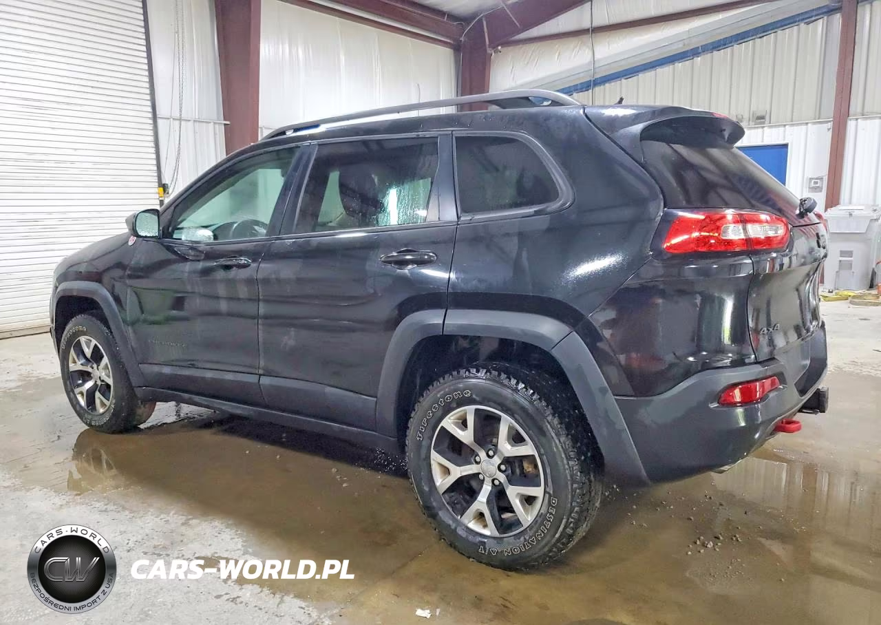 2015 Jeep Cherokee Trailhawk VIN:1C4PJMBS8FW576040 - 2