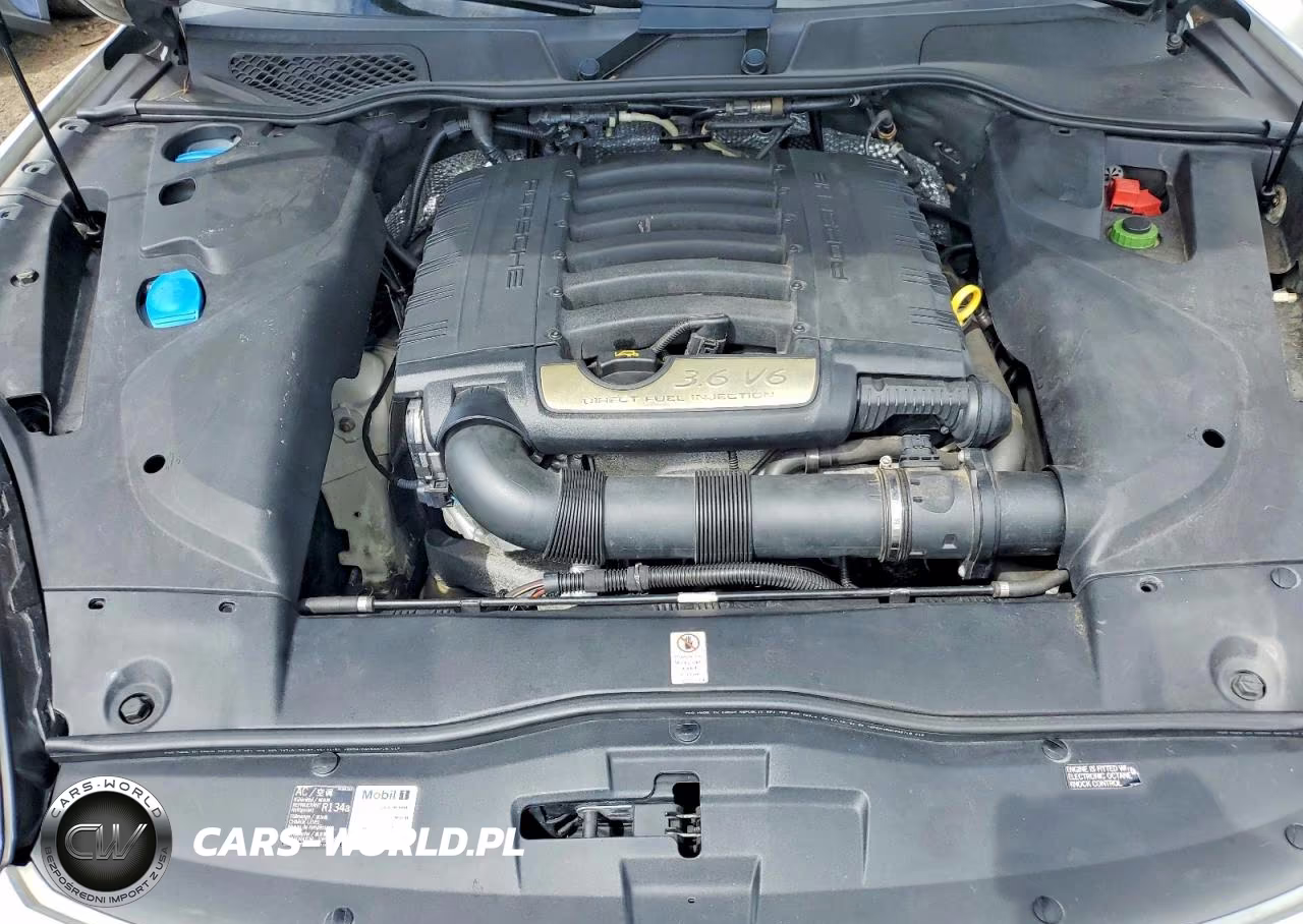 2016 Porsche Cayenne VIN:WP1AA2A20GLA10841 - 11