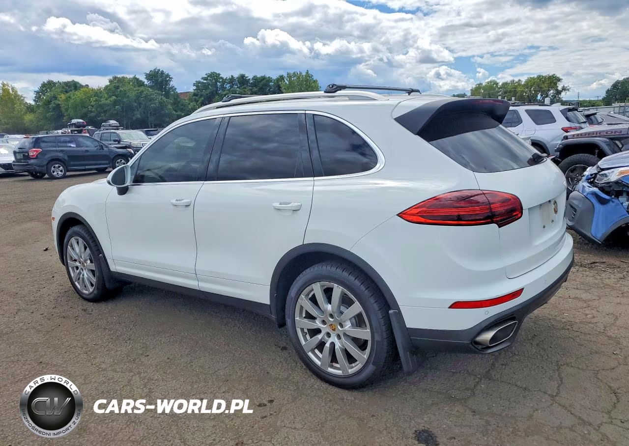 2016 Porsche Cayenne VIN:WP1AA2A20GLA10841 - 2