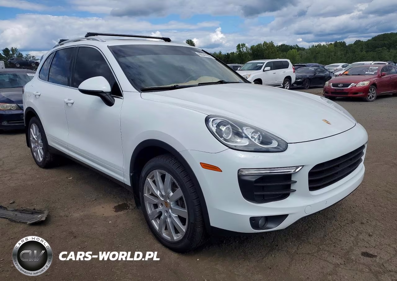 2016 Porsche Cayenne VIN:WP1AA2A20GLA10841 - 4