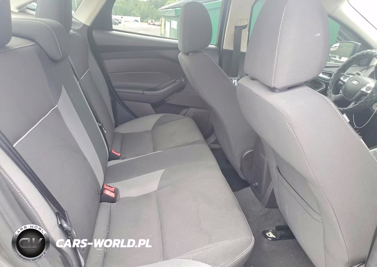 2012 Ford Focus Se VIN:1FAHP3F22CL414429 - 10