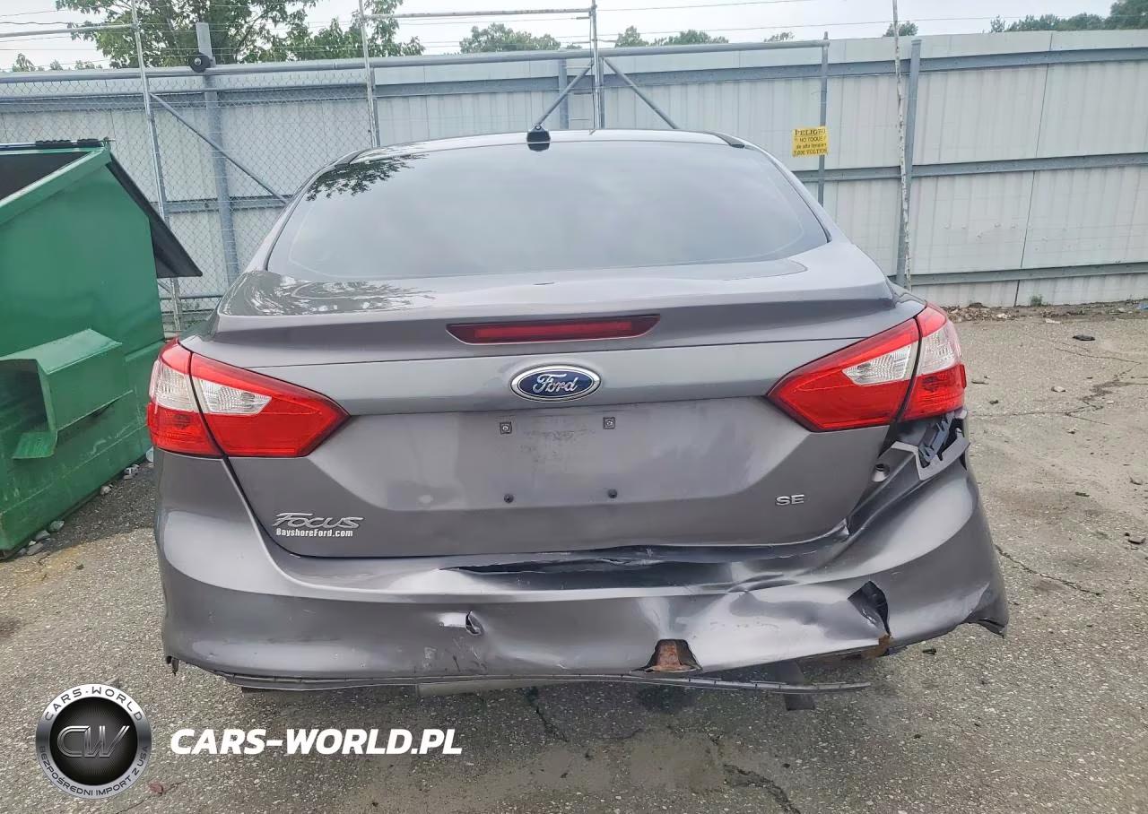 2012 Ford Focus Se VIN:1FAHP3F22CL414429 - 6
