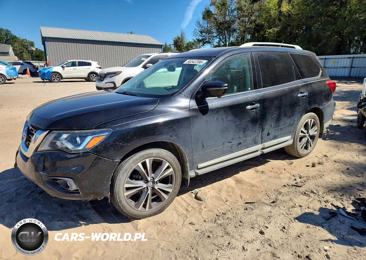 2017 Nissan Pathfinder Platinum – zdjęcie 1 z 13