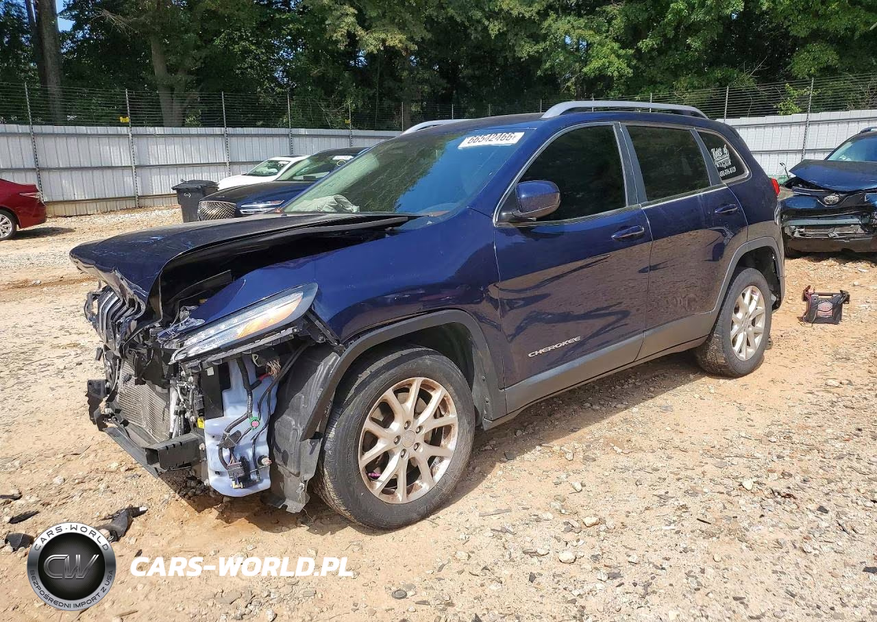 2015 Jeep Cherokee Latitude VIN:1C4PJLCB7FW793796 - 1
