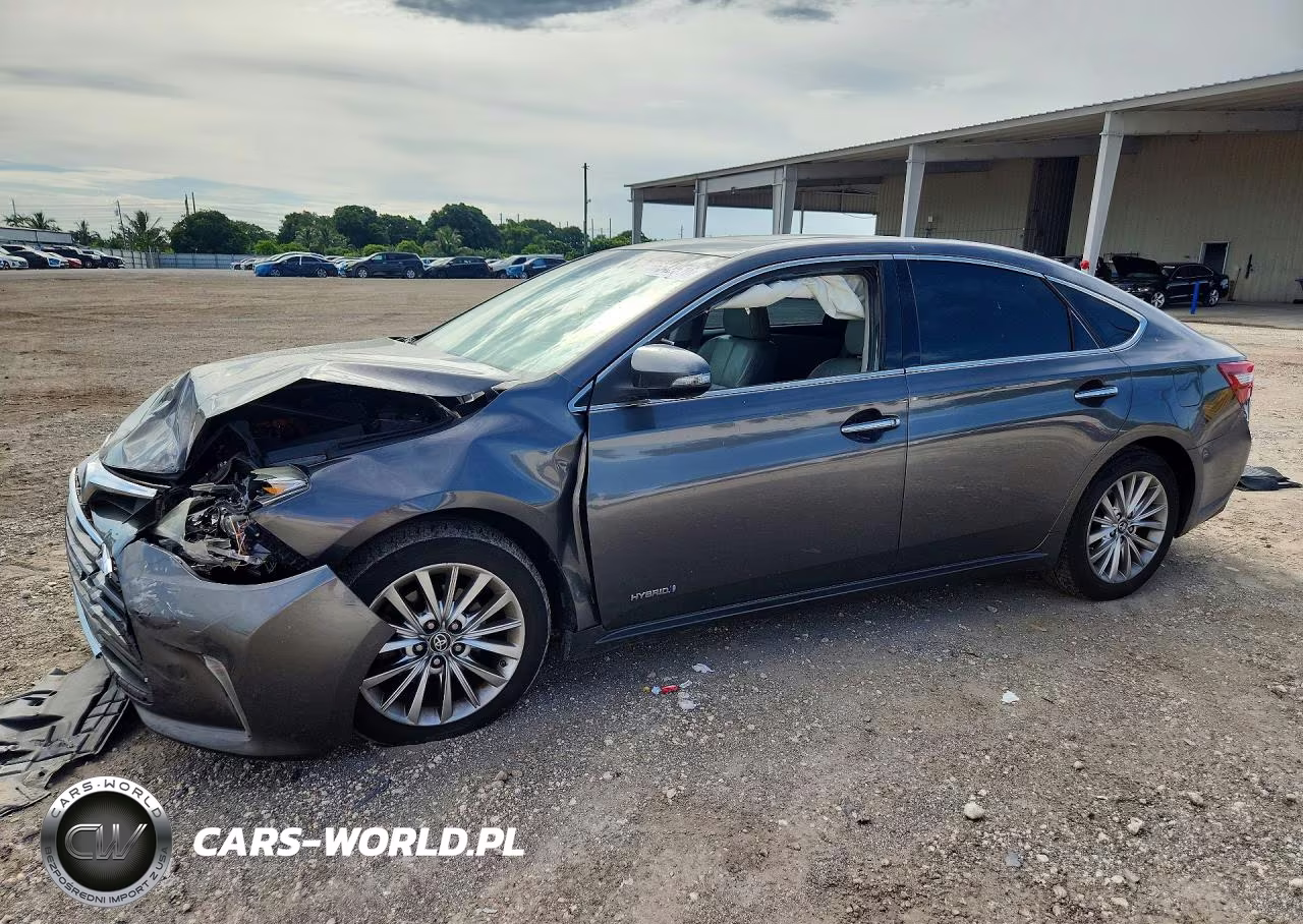 2018 Toyota Avalon Hybrid