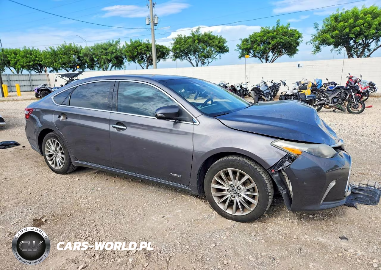 2018 Toyota Avalon Hybrid VIN:4T1BD1EB4JU063699 - 4