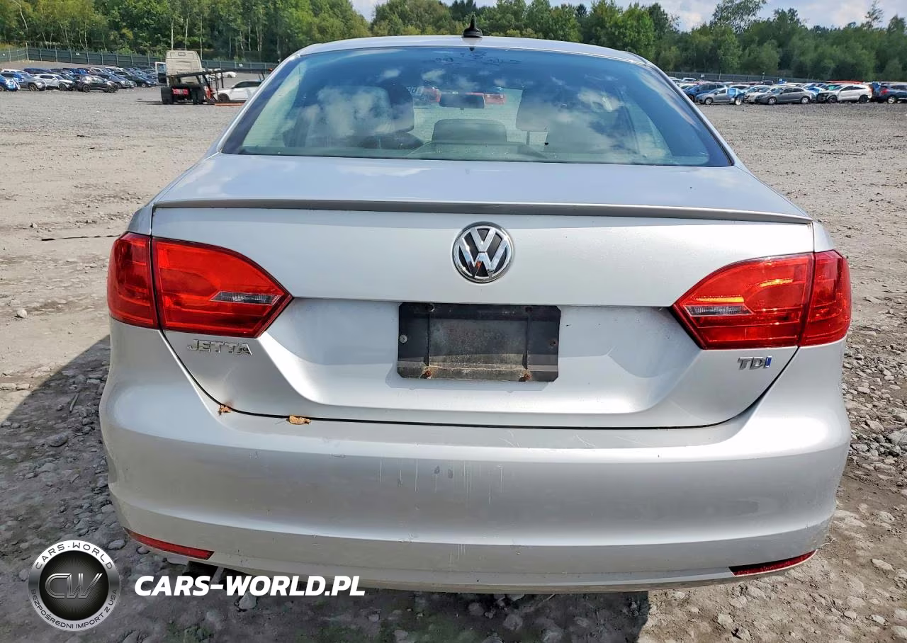 2012 Volkswagen Jetta Tdi VIN:3VWLL7AJ5CM004323 - 6