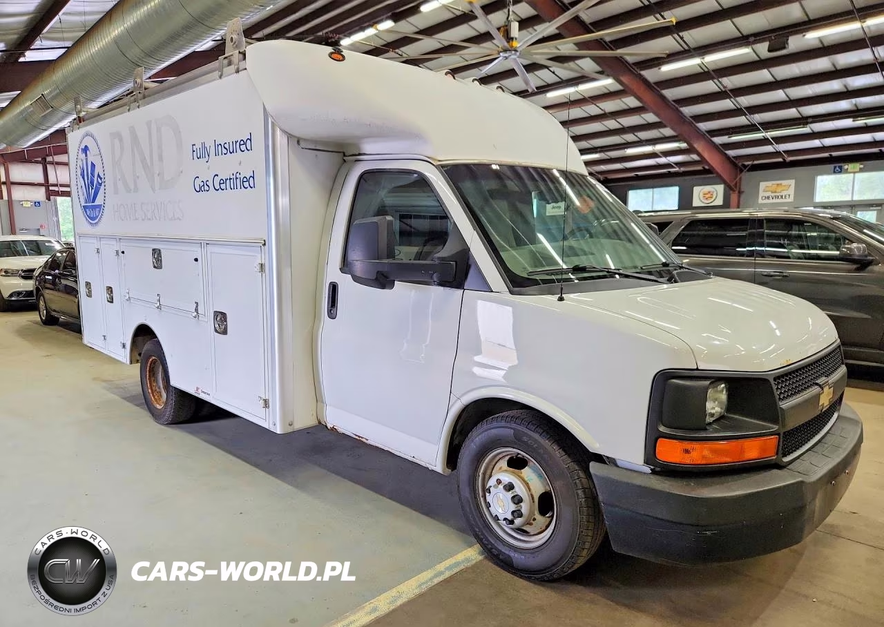2013 Chevrolet Express G3500 VIN:1GB3G2BG2D1135032 - 4