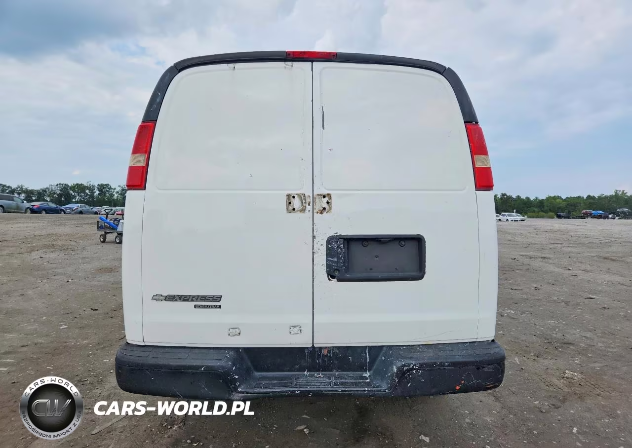 2011 Chevrolet Express G2500 VIN:1GCWGFBA4B1154318 - 6