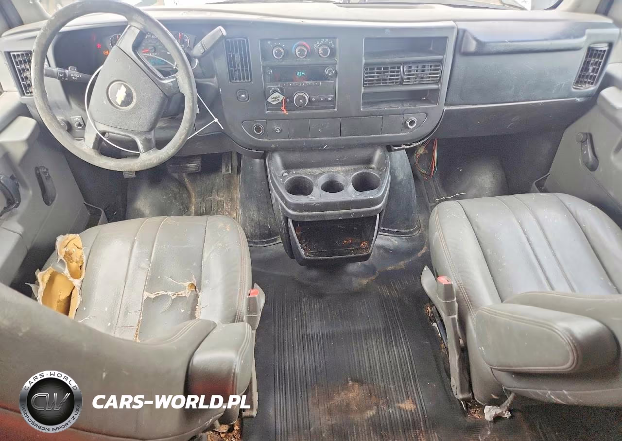 2011 Chevrolet Express G2500 VIN:1GCWGFBA4B1154318 - 8