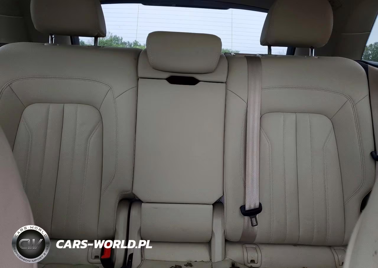 2020 Audi Q5 Premium Plus VIN:WA1BNAFY3L2028696 - 10